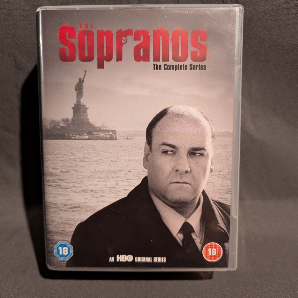 The Sopranos The Complete Series DVD Seasons 1-6 Blu-ray Boxed Set
